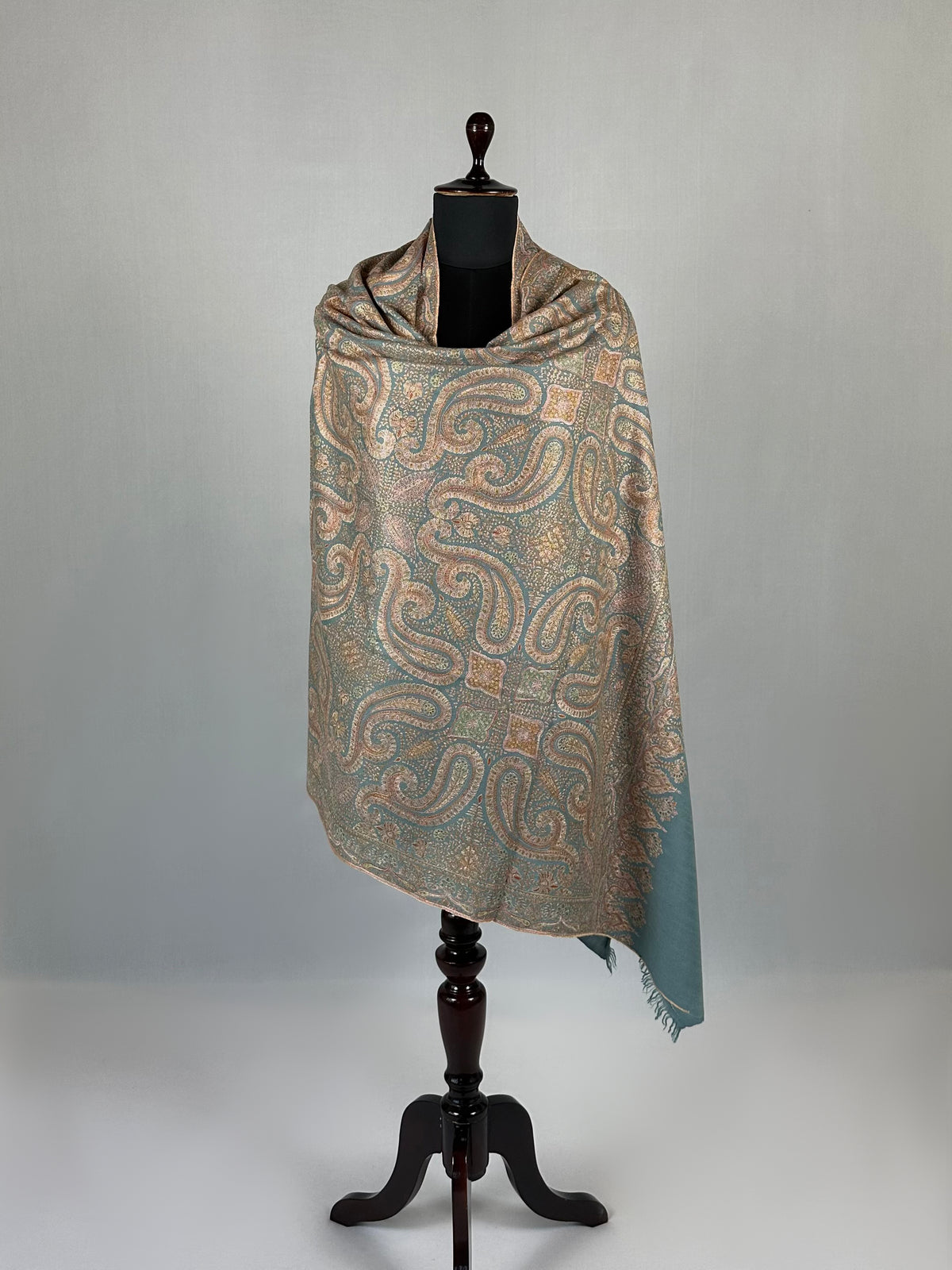 Pashmina Handloom Sozni Shawl