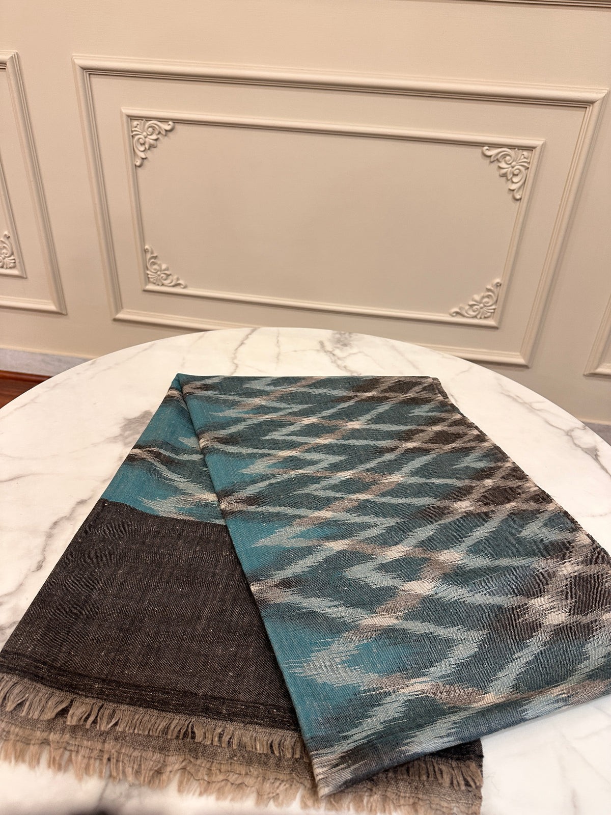 Pashmina Handloom Ikat Stole