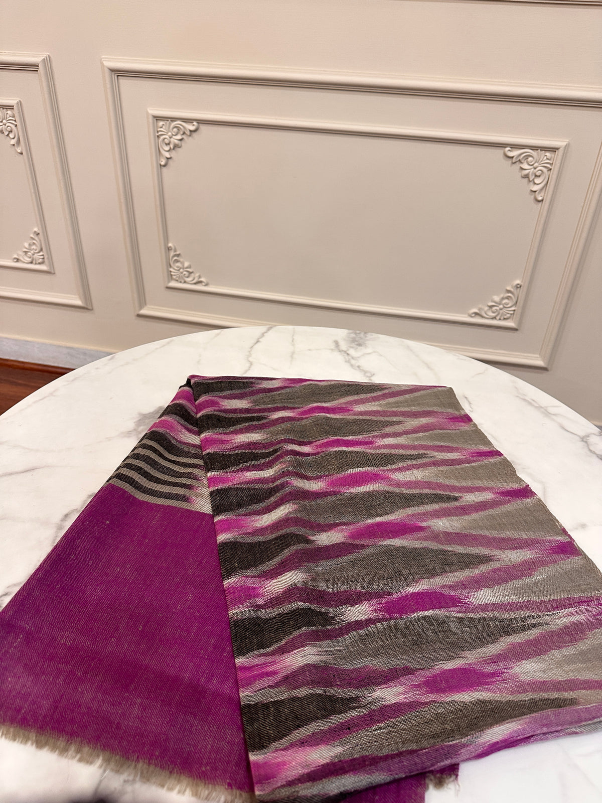 Pashmina Handloom Ikat Stole