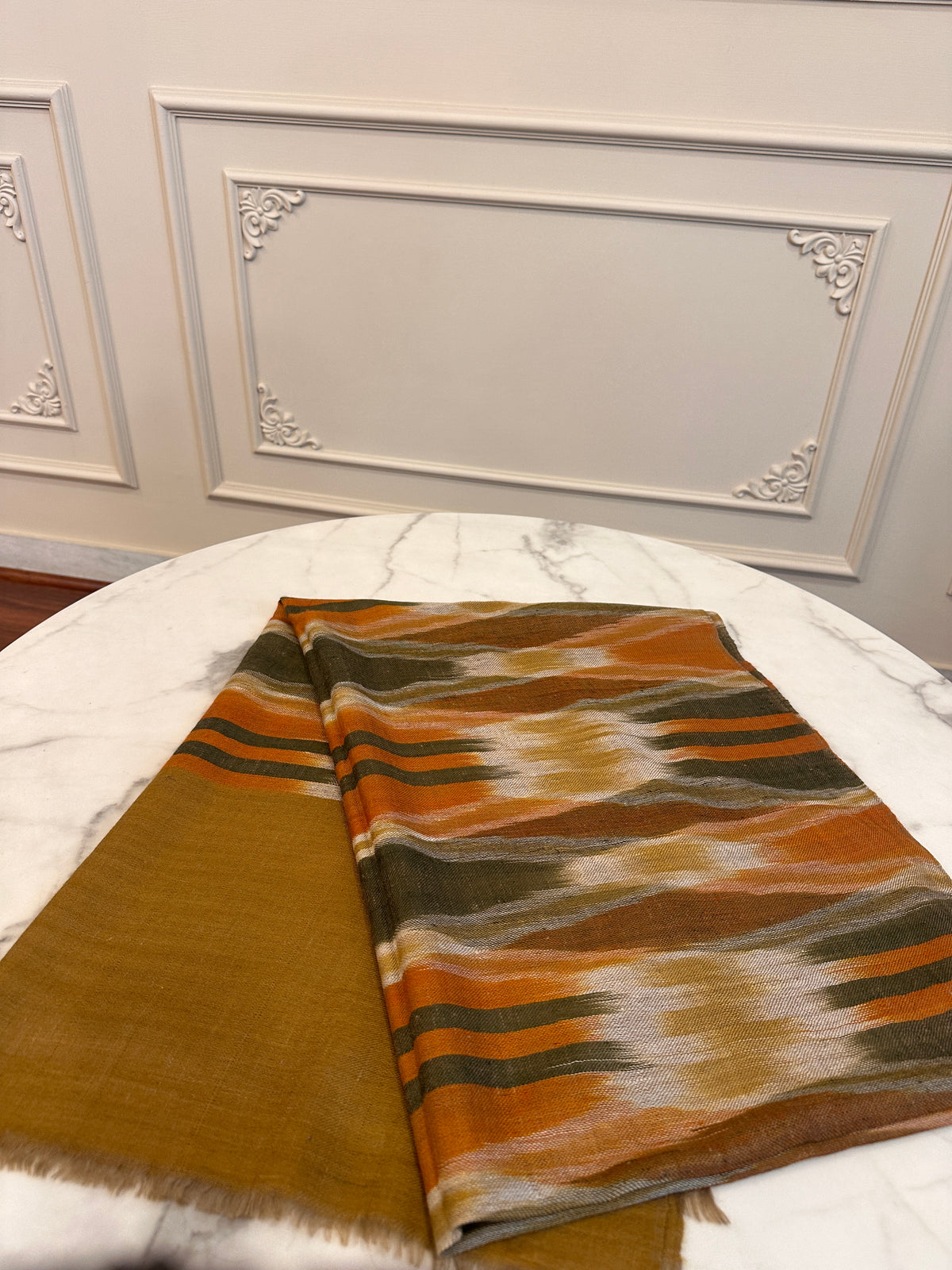 Pashmina Handloom Ikat Stole