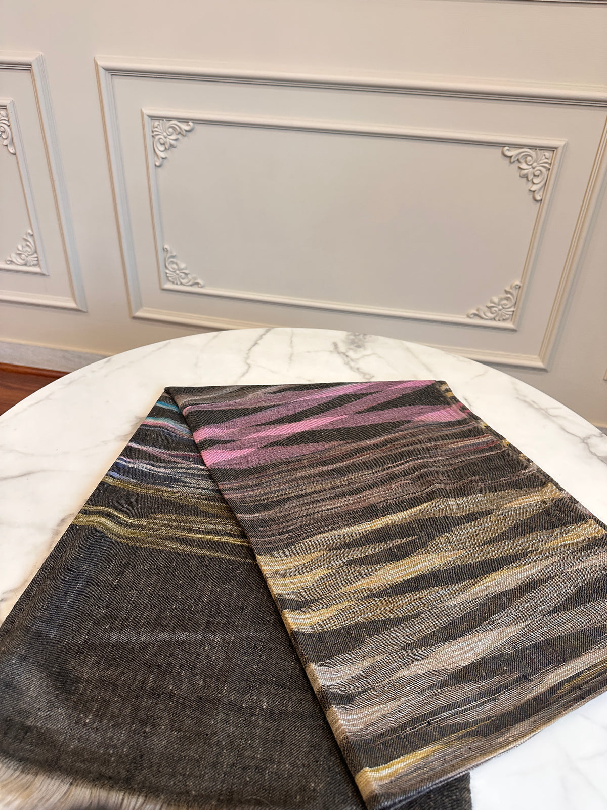Pashmina Handloom Ikat Stole