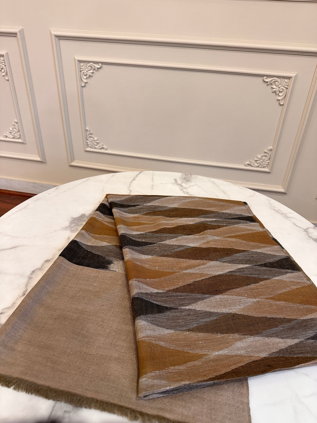 Pashmina Handloom Ikat Stole