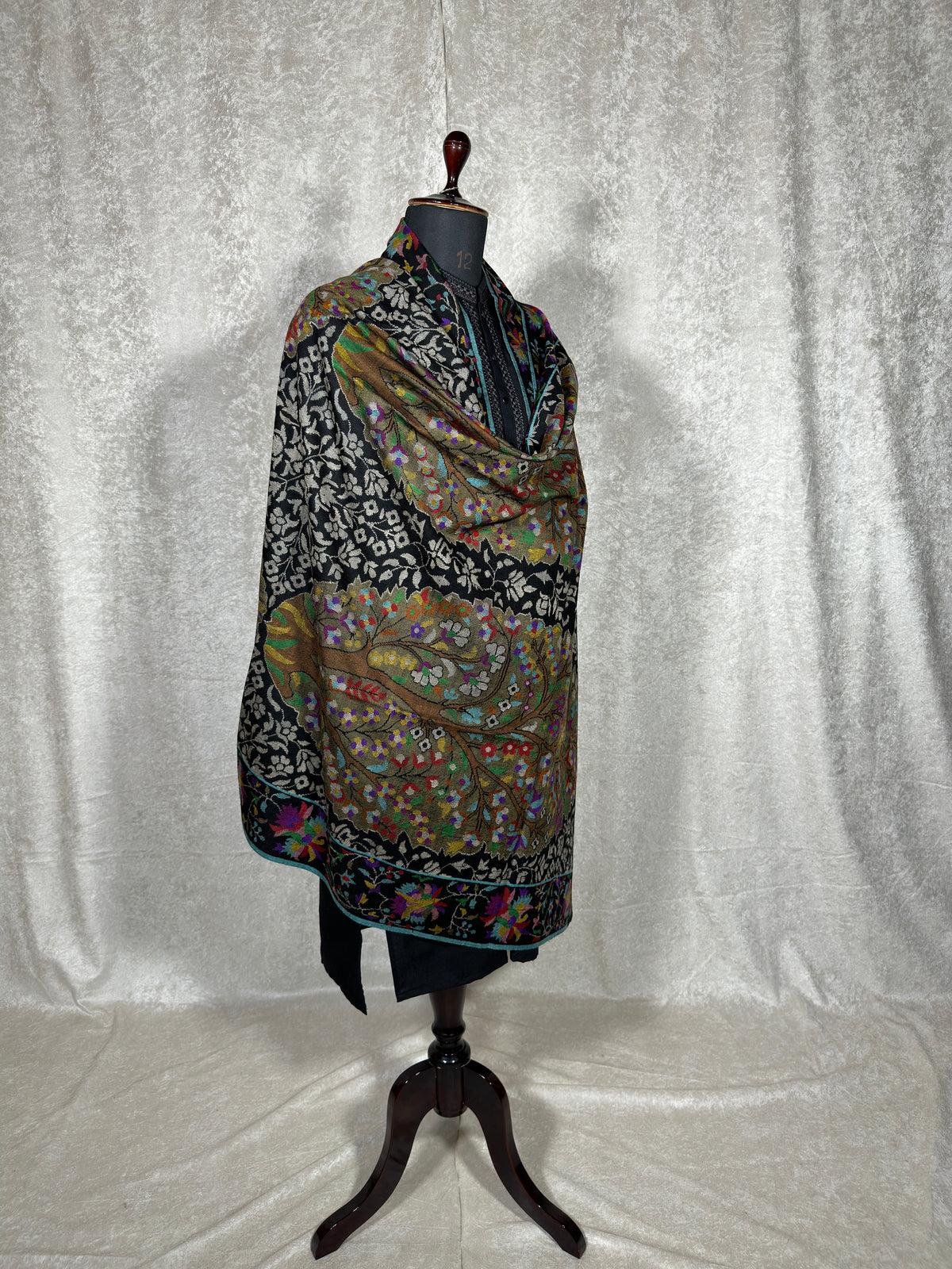 Pashmina Women's Handloom Kani Shawl