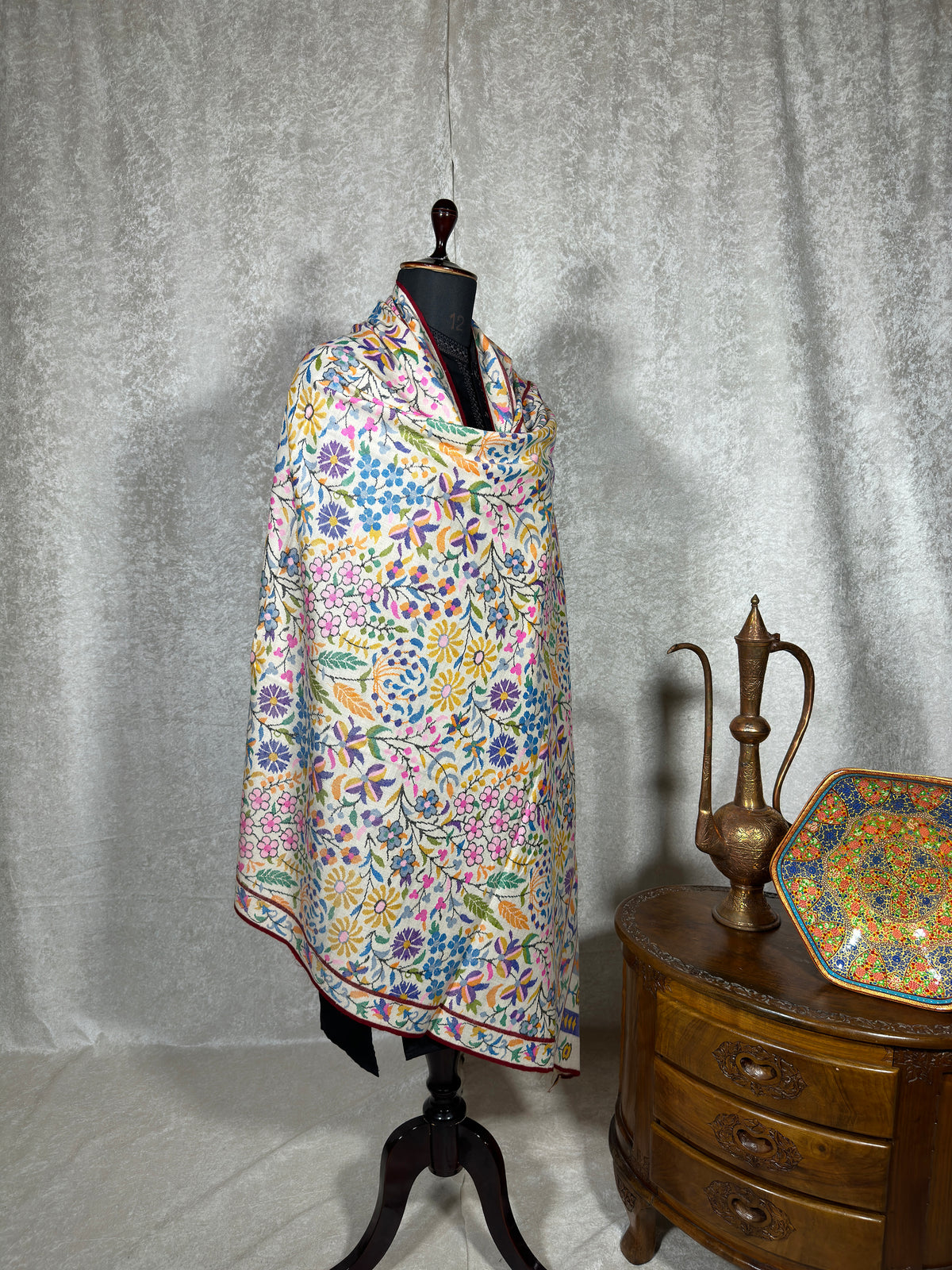 Pashmina Women's Handloom Kani Shawl
