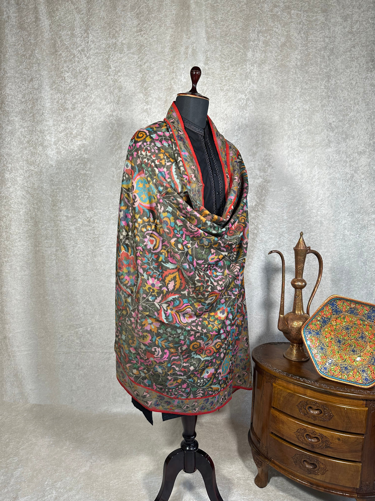 Pashmina Women's Handloom Kani Shawl