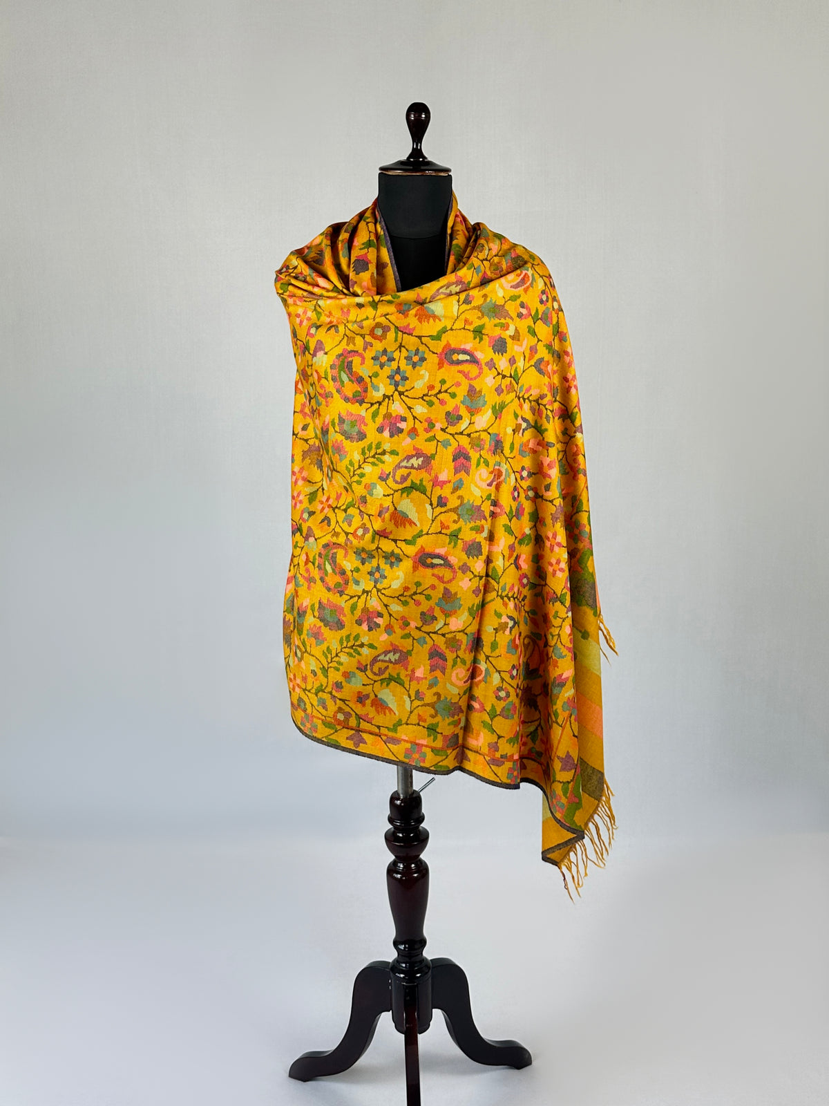 Pashmina Women's Handloom Kani Shawl