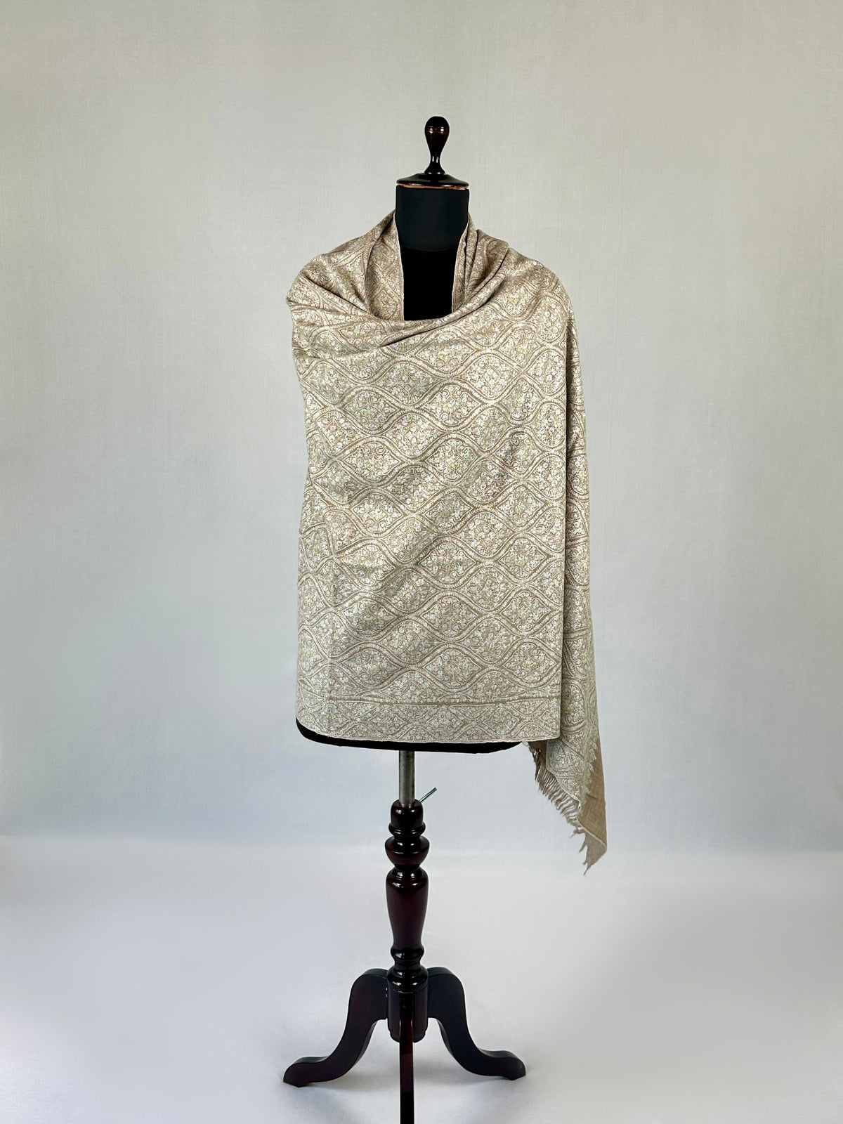 Pashmina Handloom Sozni Shawl