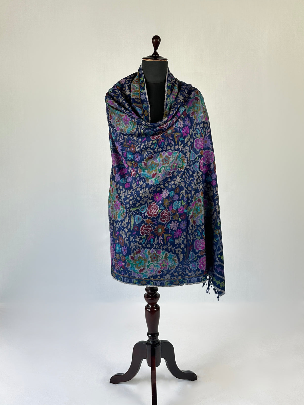 Pashmina Women's Handloom Kani Shawl