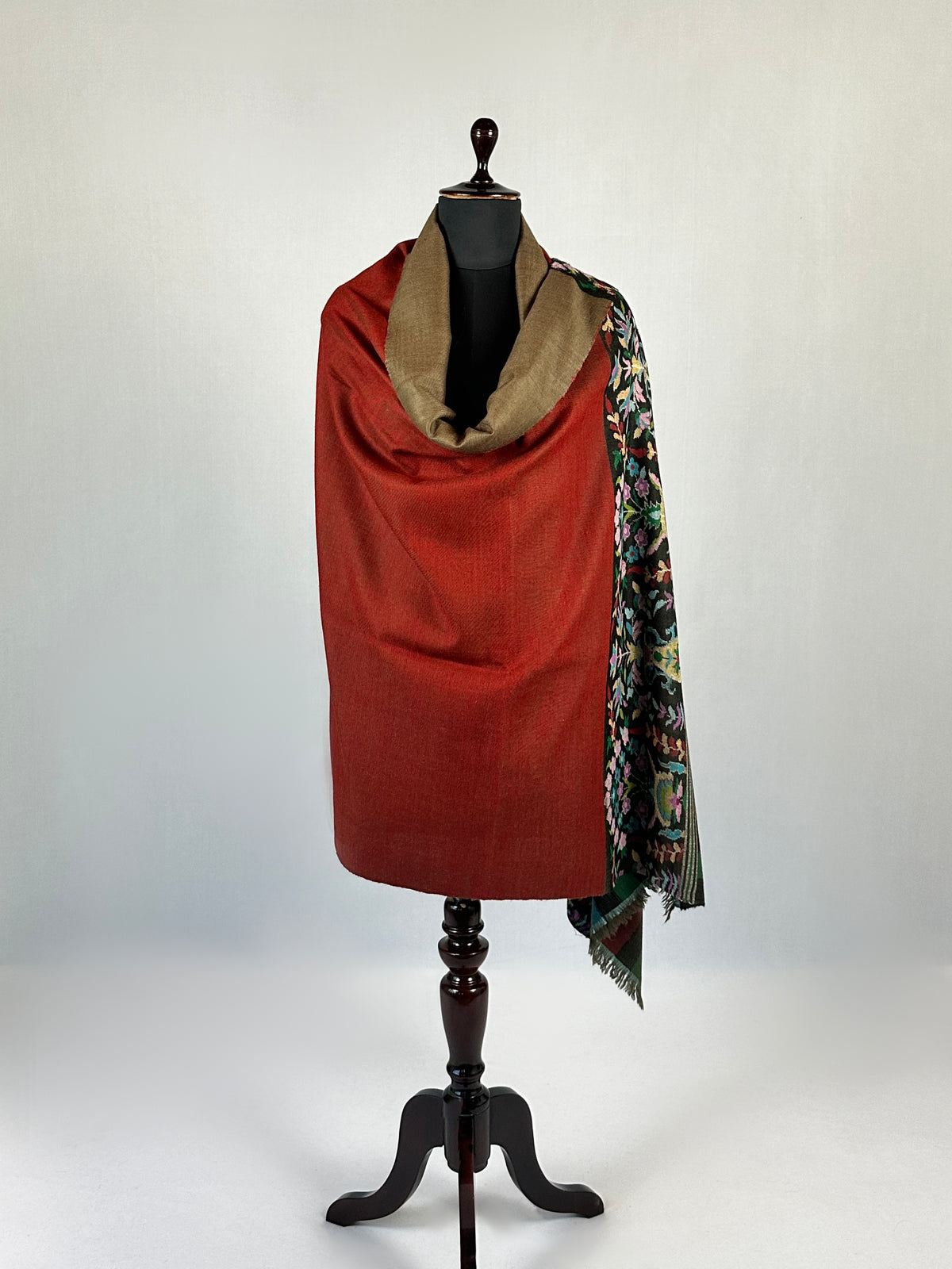 Pashmina Women's Handloom Kani Shawl