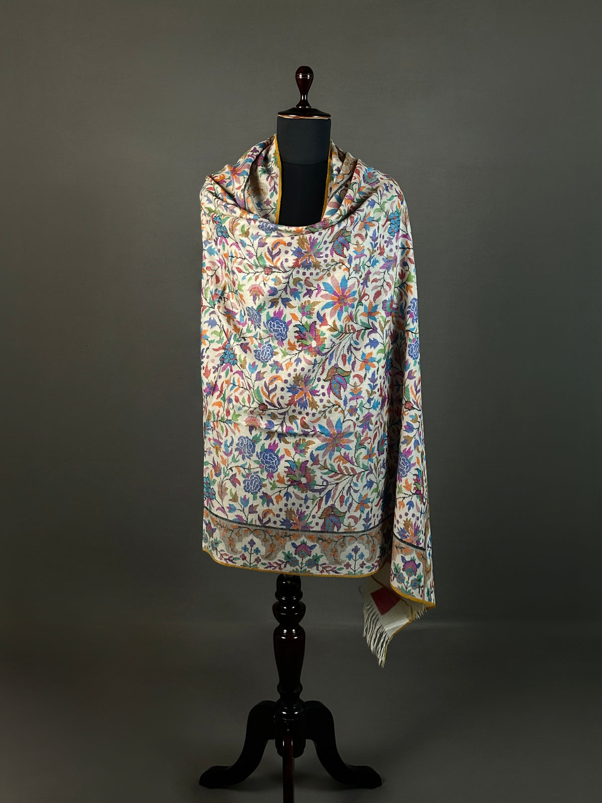 Pashmina Women's Handloom Kani Shawl