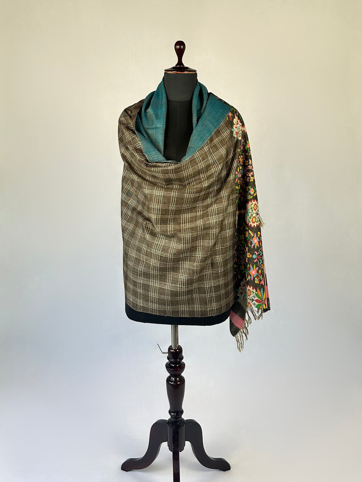 Pashmina Women's Handloom Kani Shawl