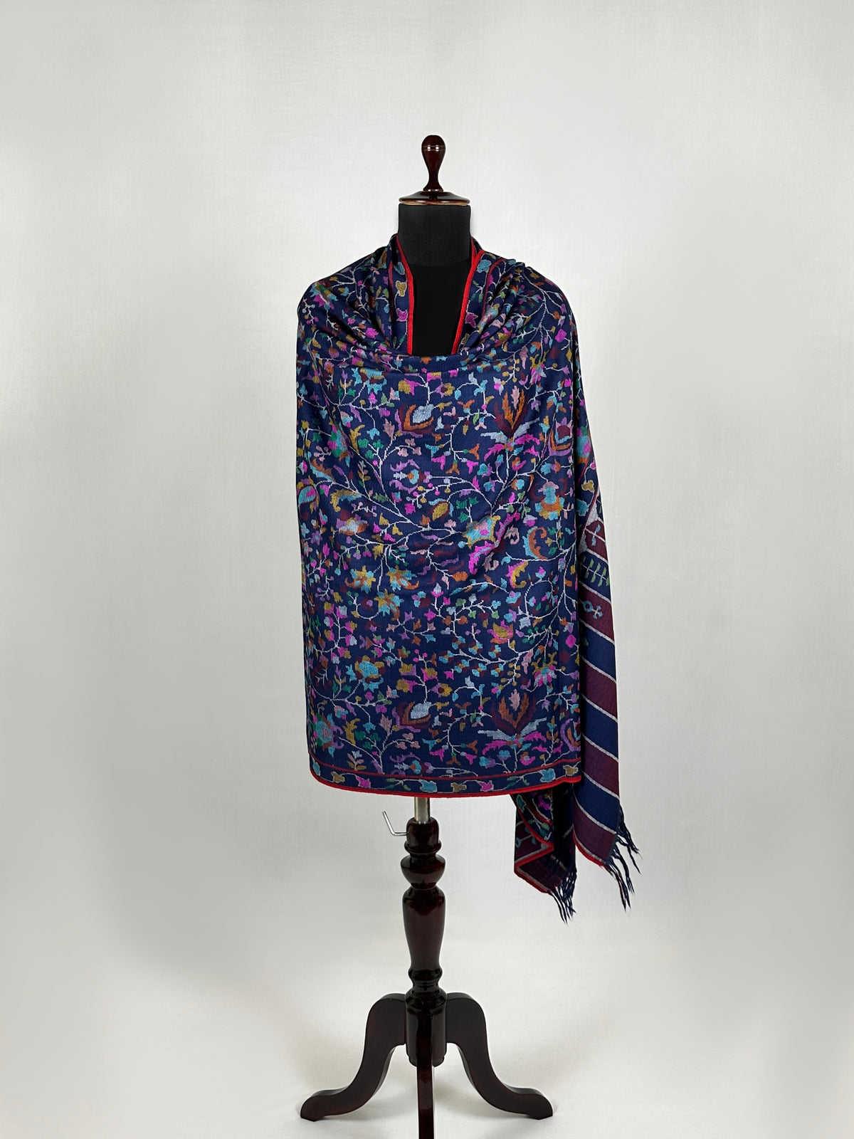 Pashmina Women's Handloom Kani Shawl