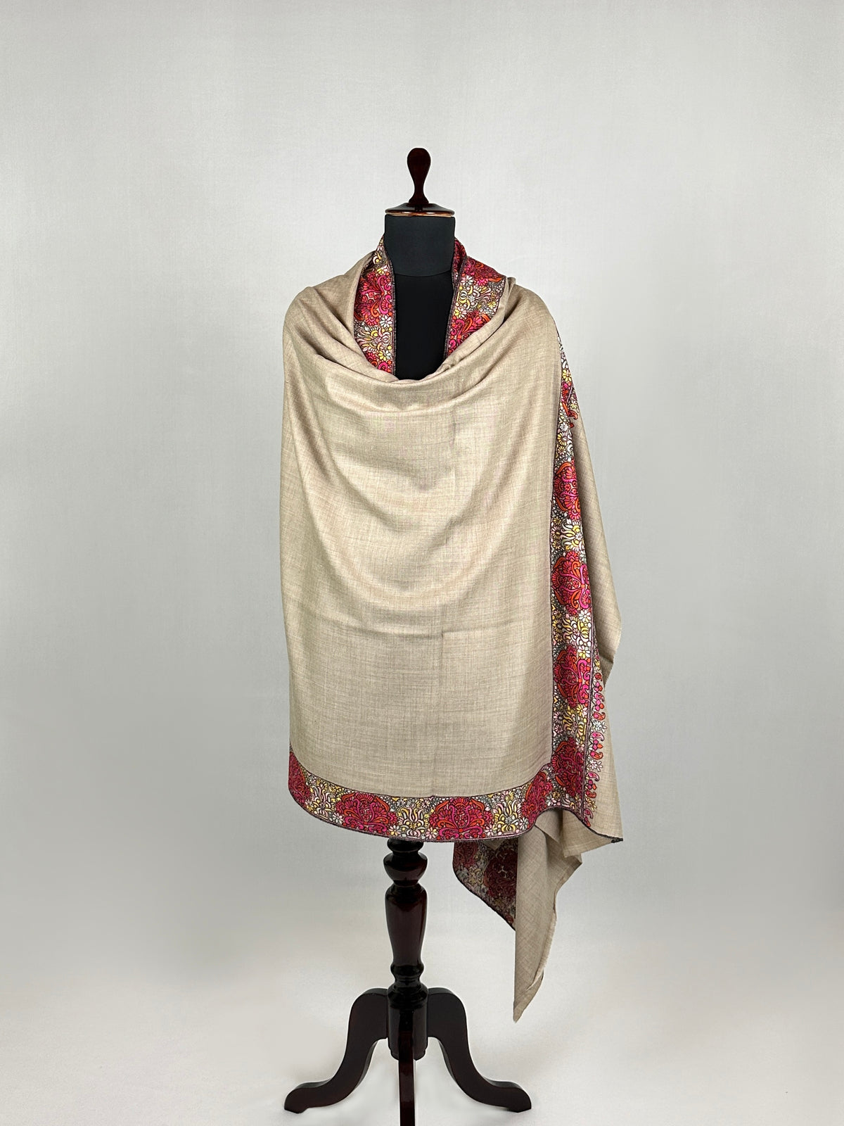 Pashmina Handloom Paper Mache' Shawl
