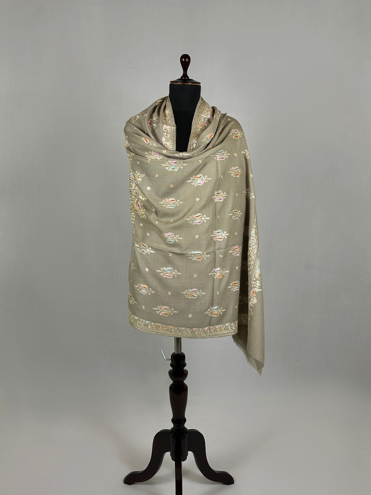 Pashmina Handloom Paper Mache'-Tilla Shawl