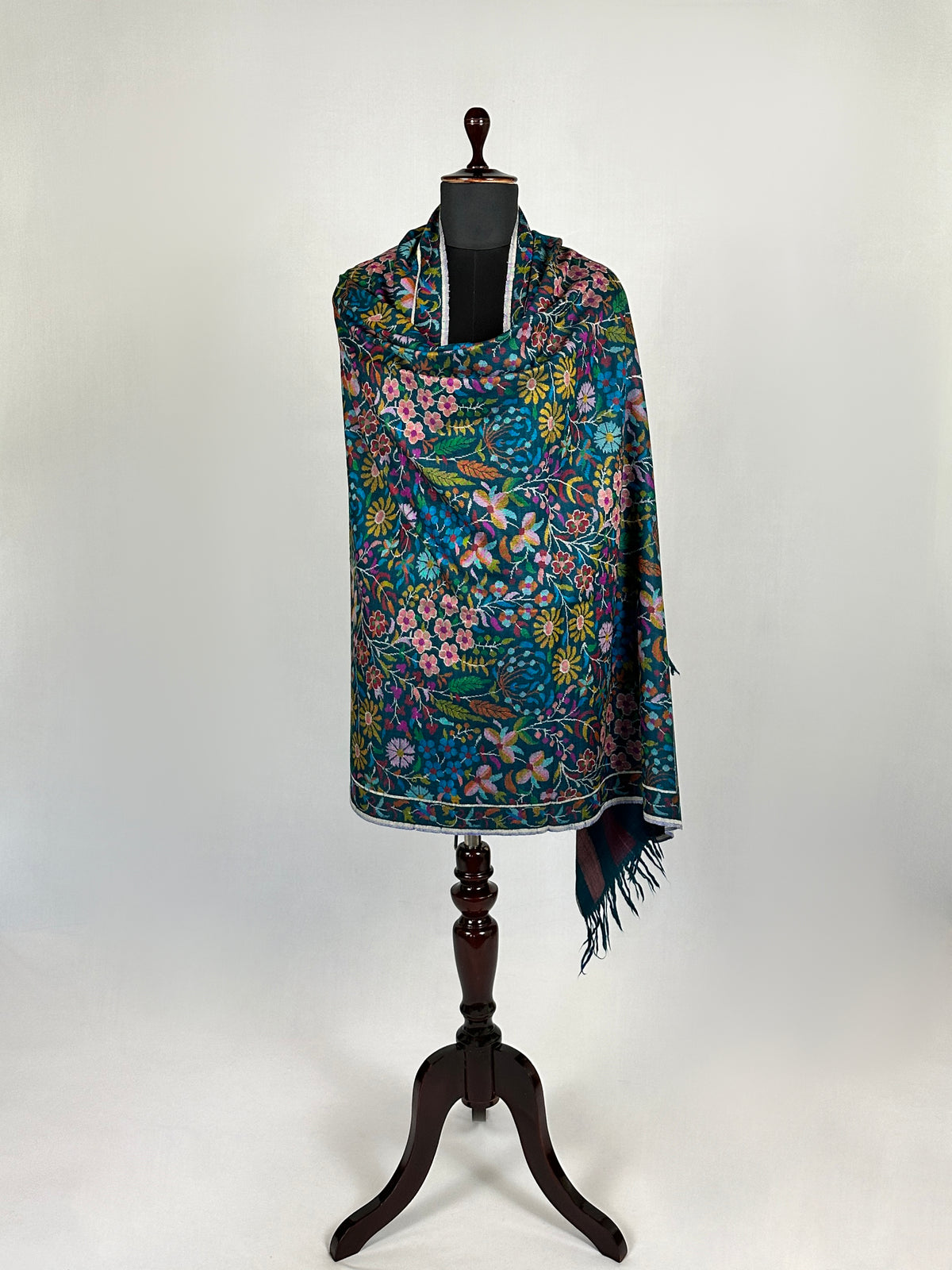 Pashmina Women's Handloom Kani Shawl