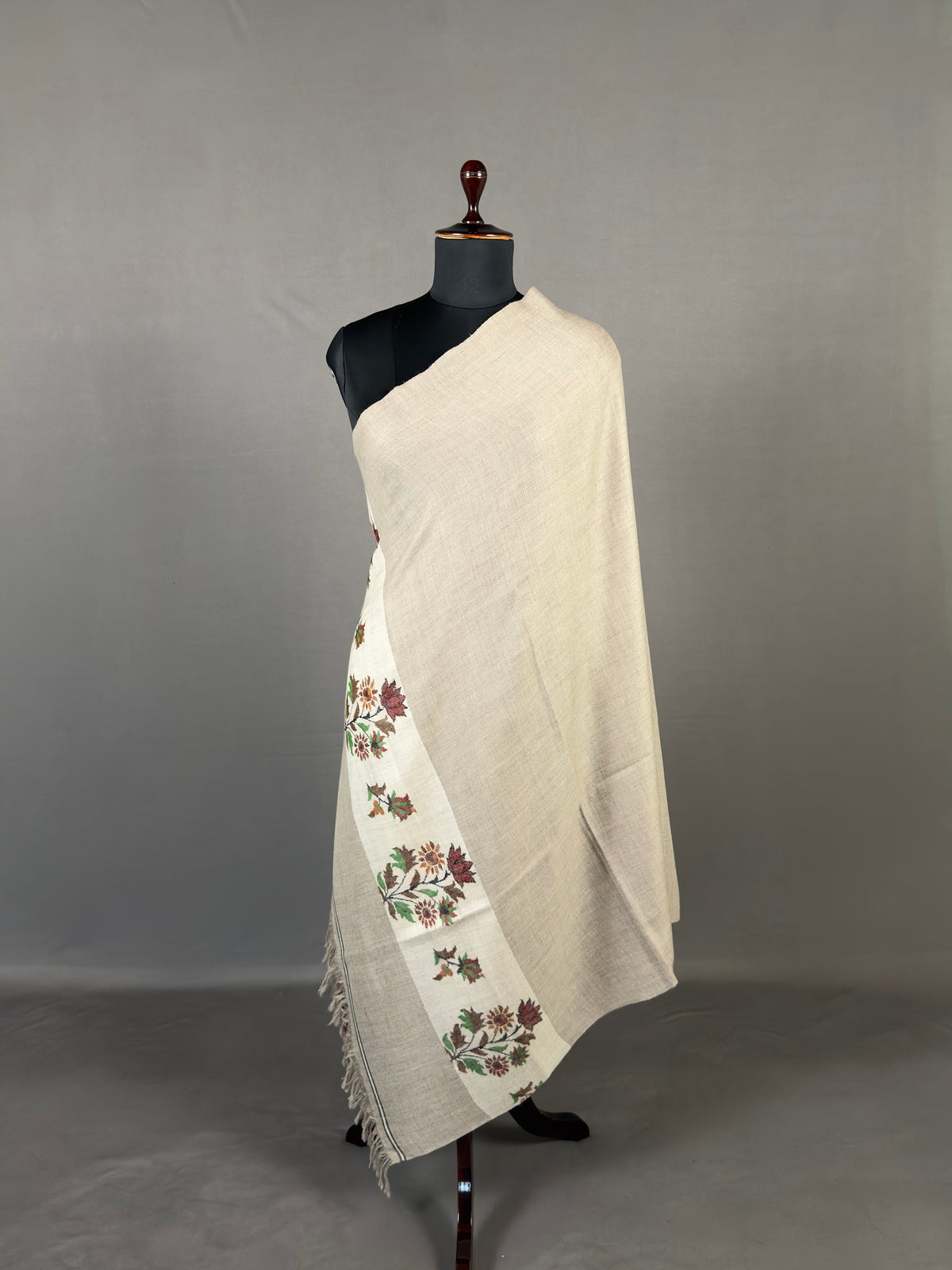 Pashmina Women's Handloom Kani Shawl