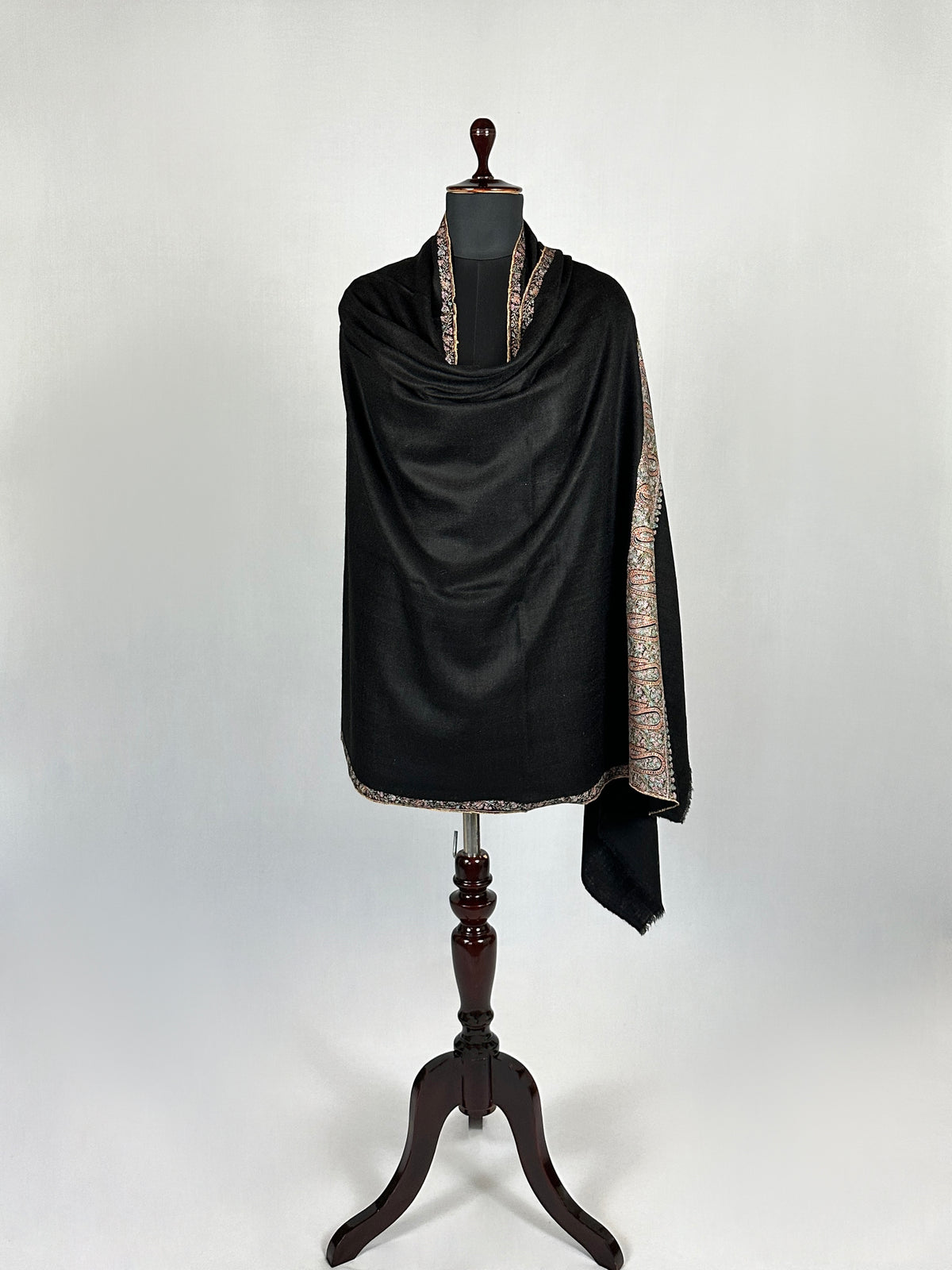 Pashmina Handloom Sozni Shawl