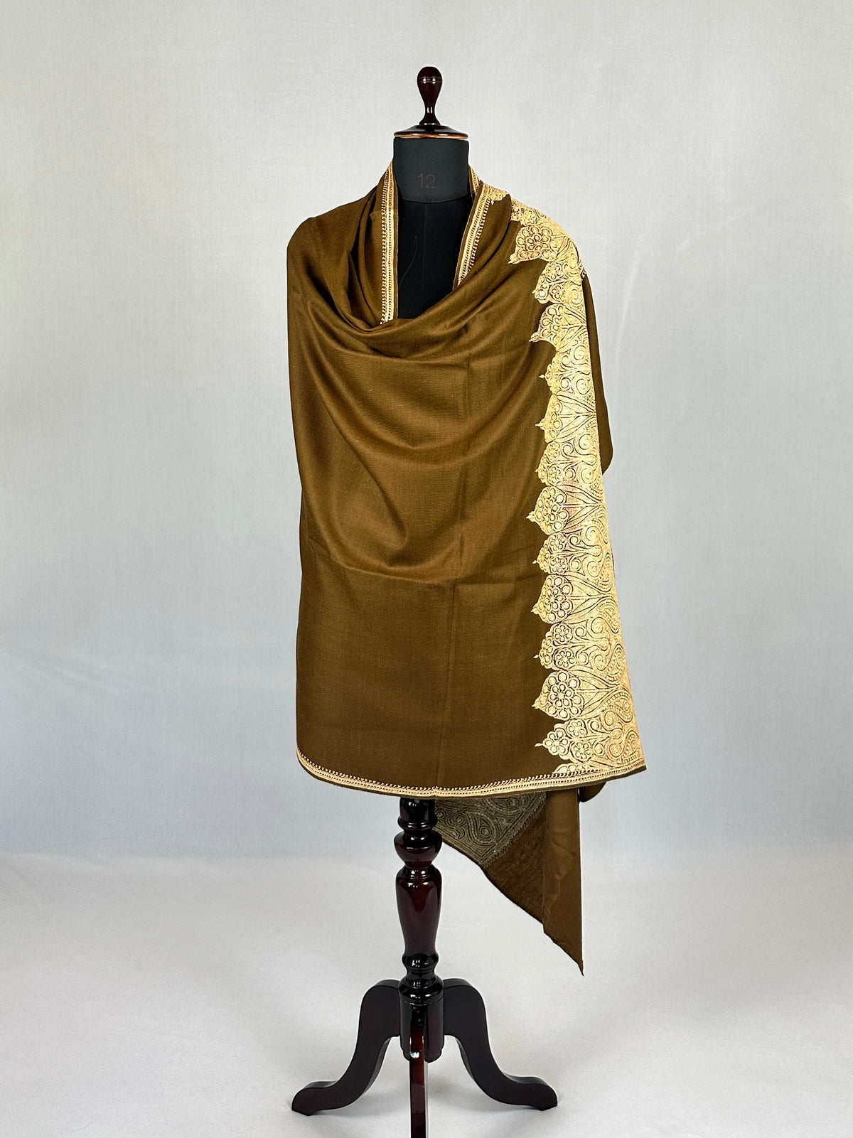 Pashmina Handloom Tilla Shawl
