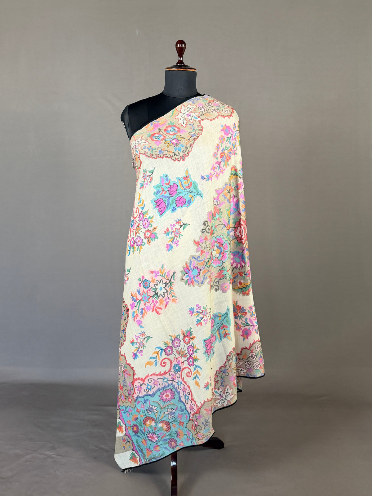 Pashmina Women's Handloom Kani Shawl