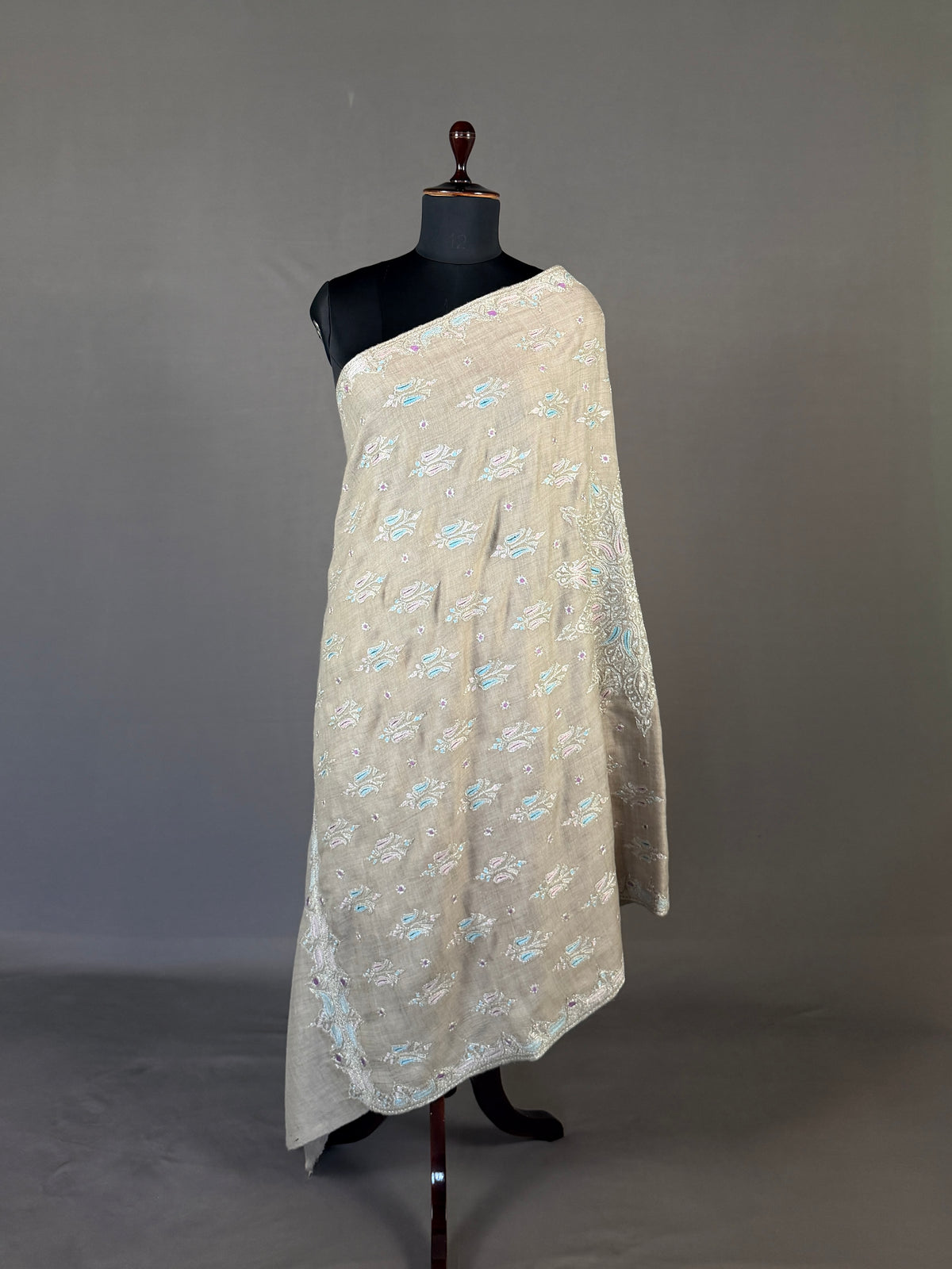 Pashmina Handloom Paper Mache'-Tilla Shawl