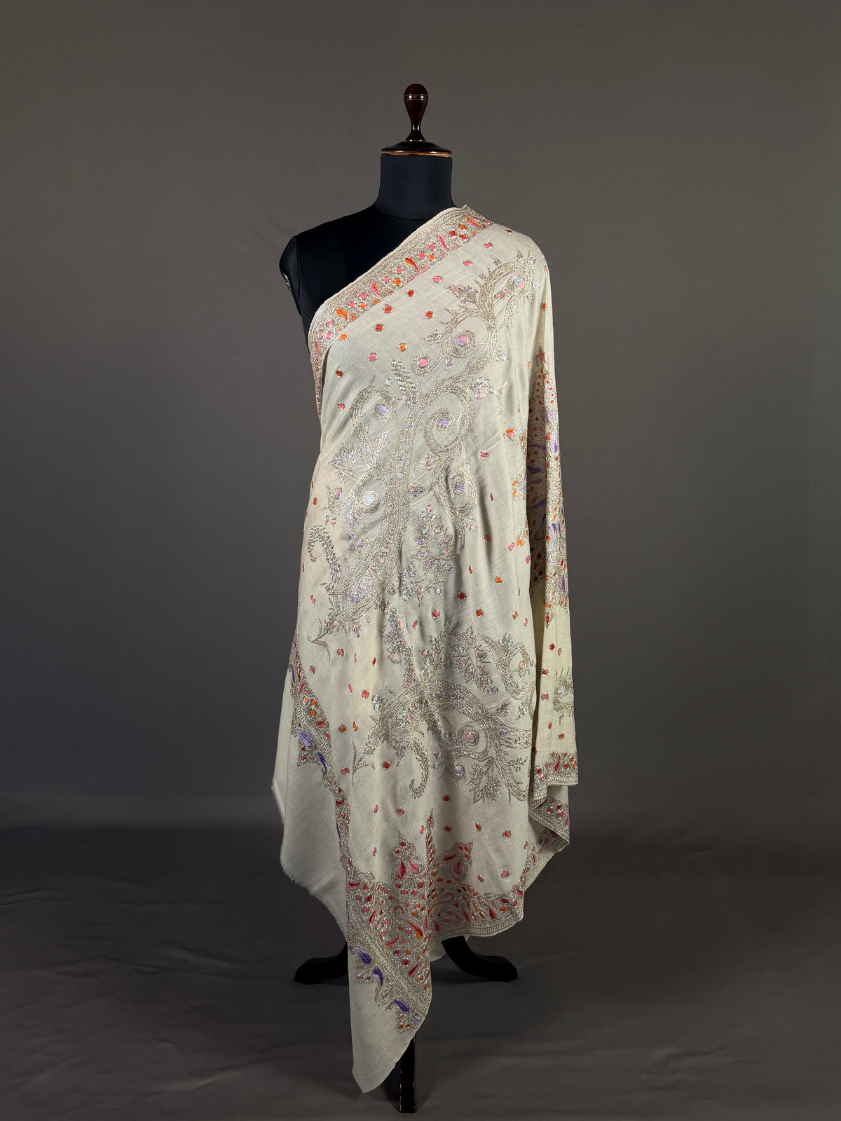 Pashmina Handloom Paper Mache'-Tilla Shawl