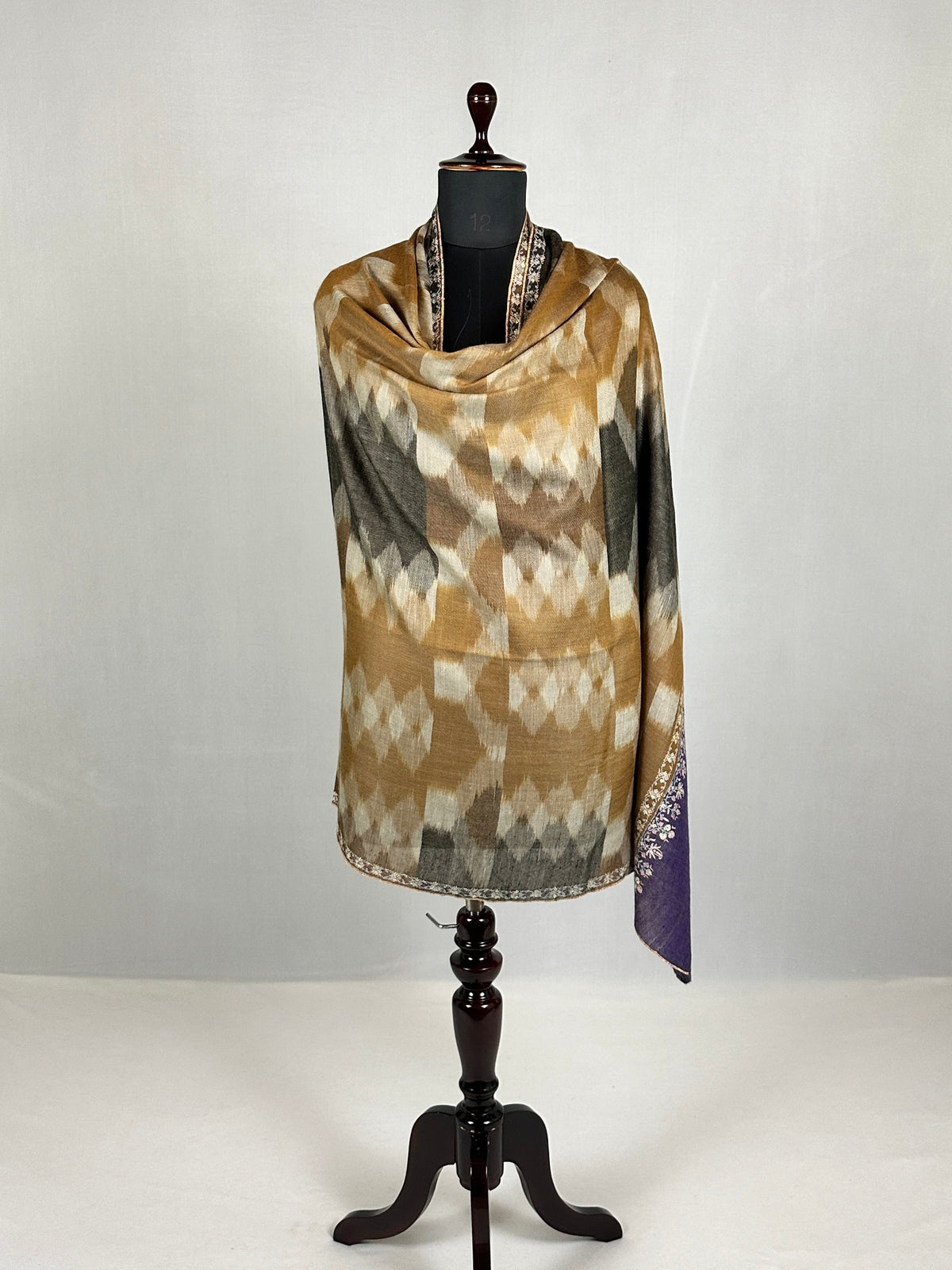 Pashmina Handloom Sozni Shawl