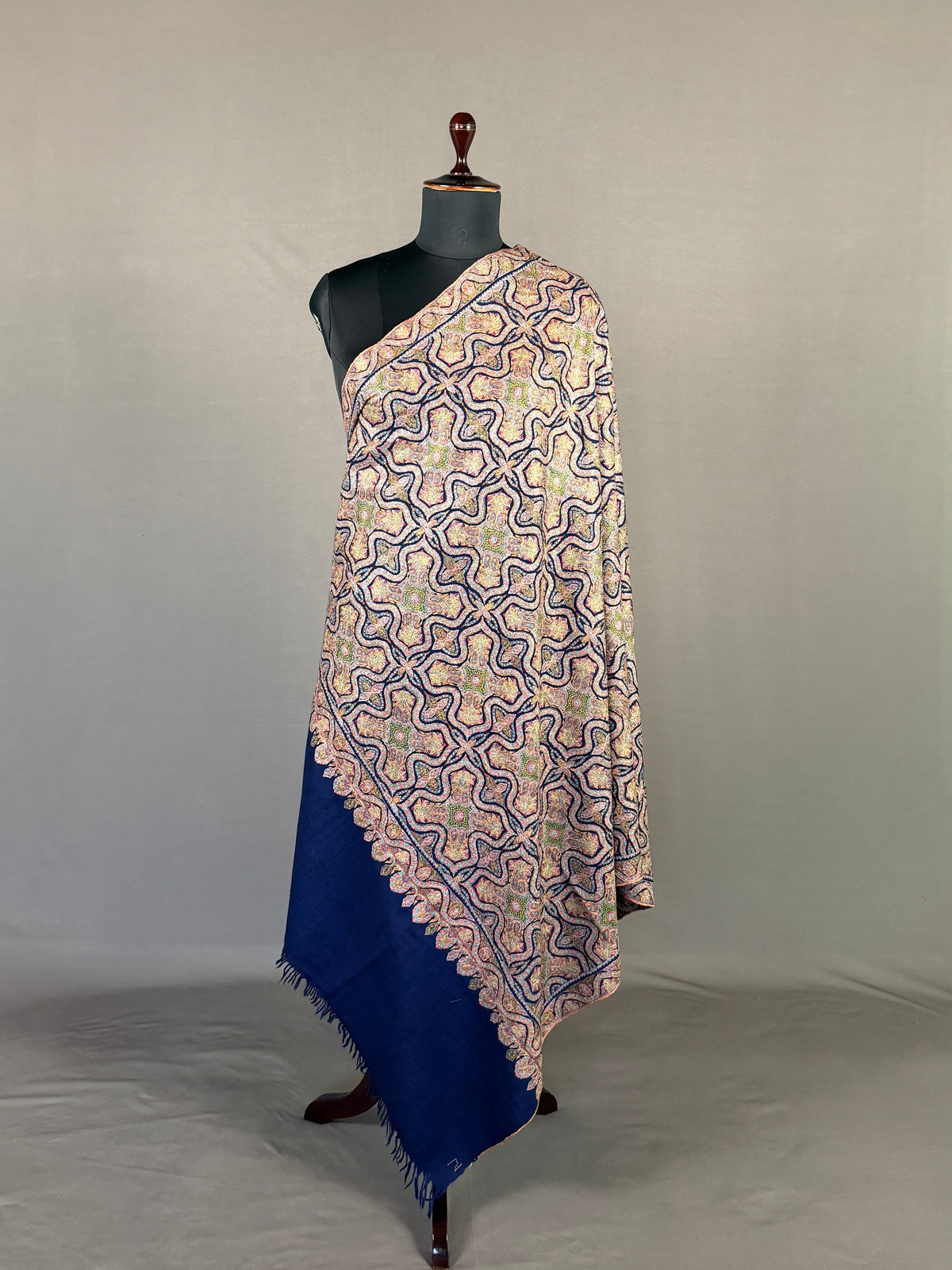 Pashmina Handloom Sozni Shawl