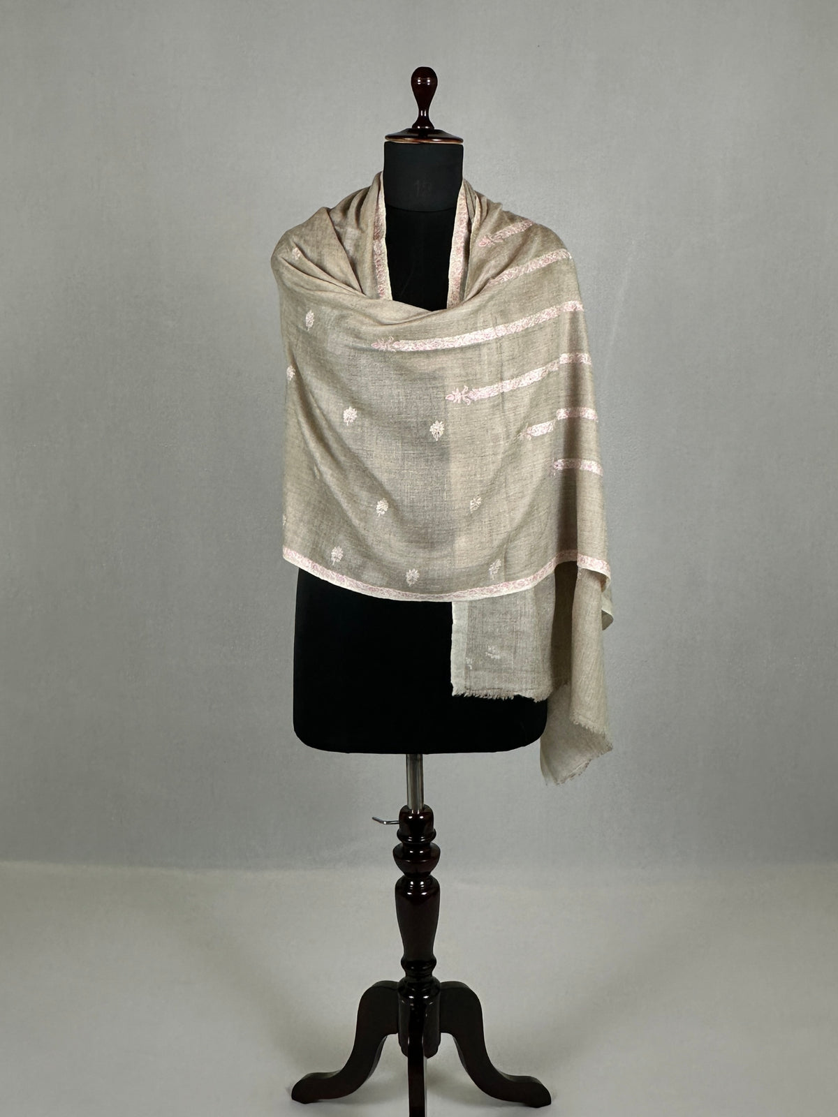 Pashmina Handloom Sozni Stole