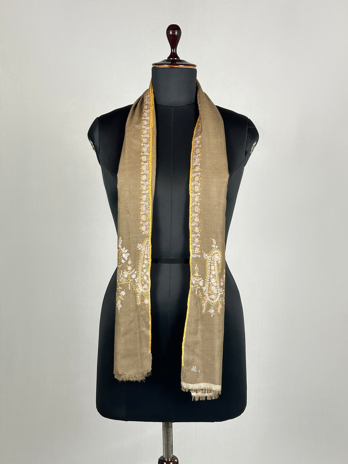 Pashmina Handloom Sozni Muffler