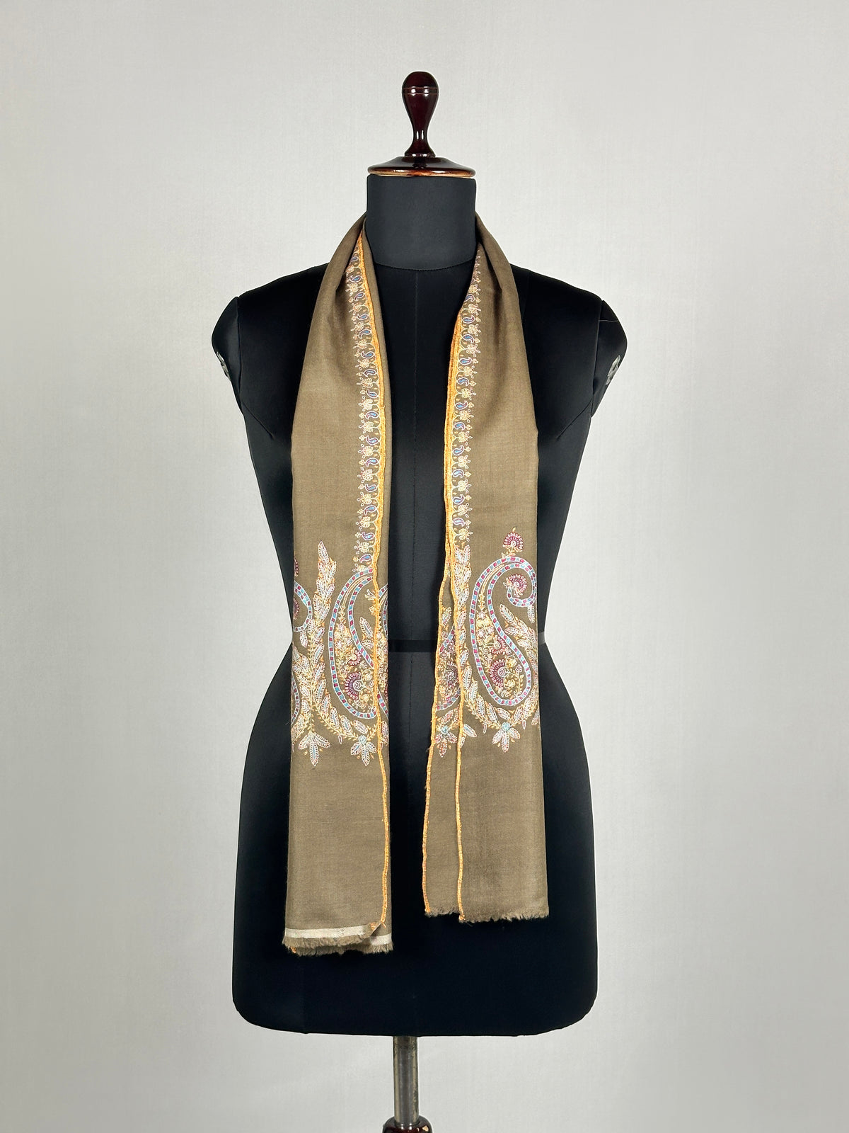 Pashmina Handloom Sozni Muffler
