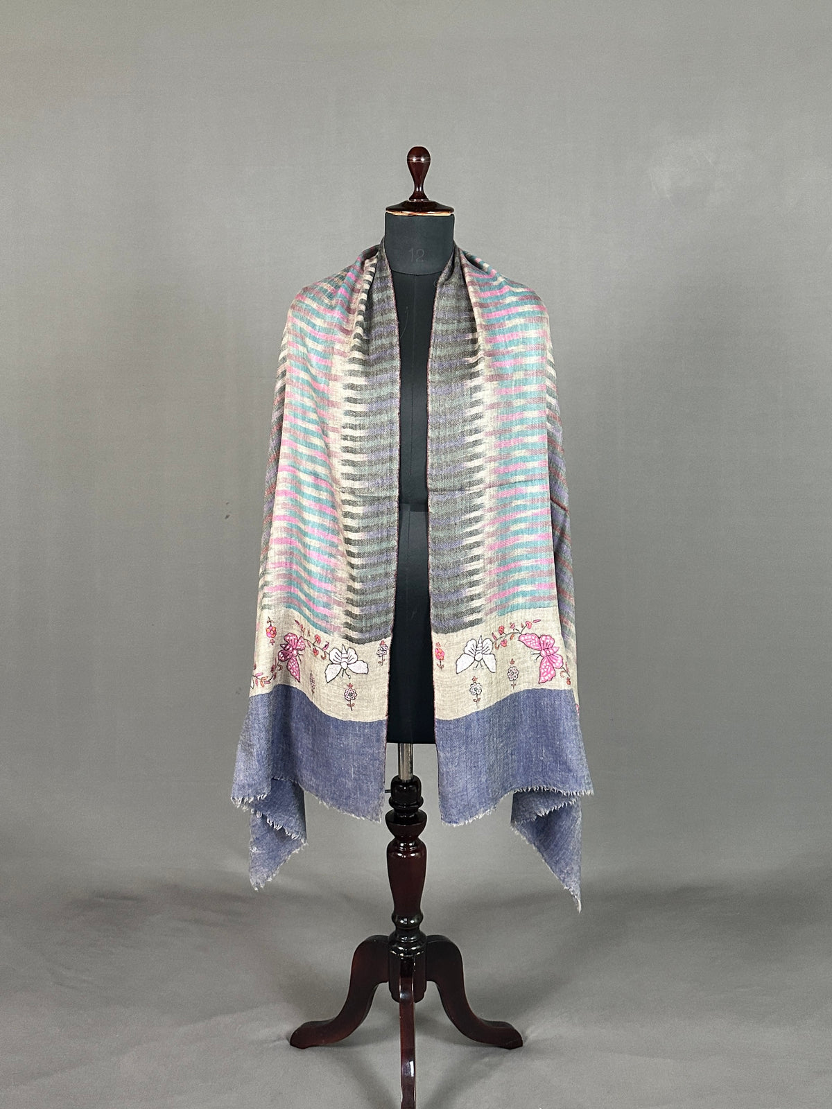 Pashmina Handloom Sozni Stole