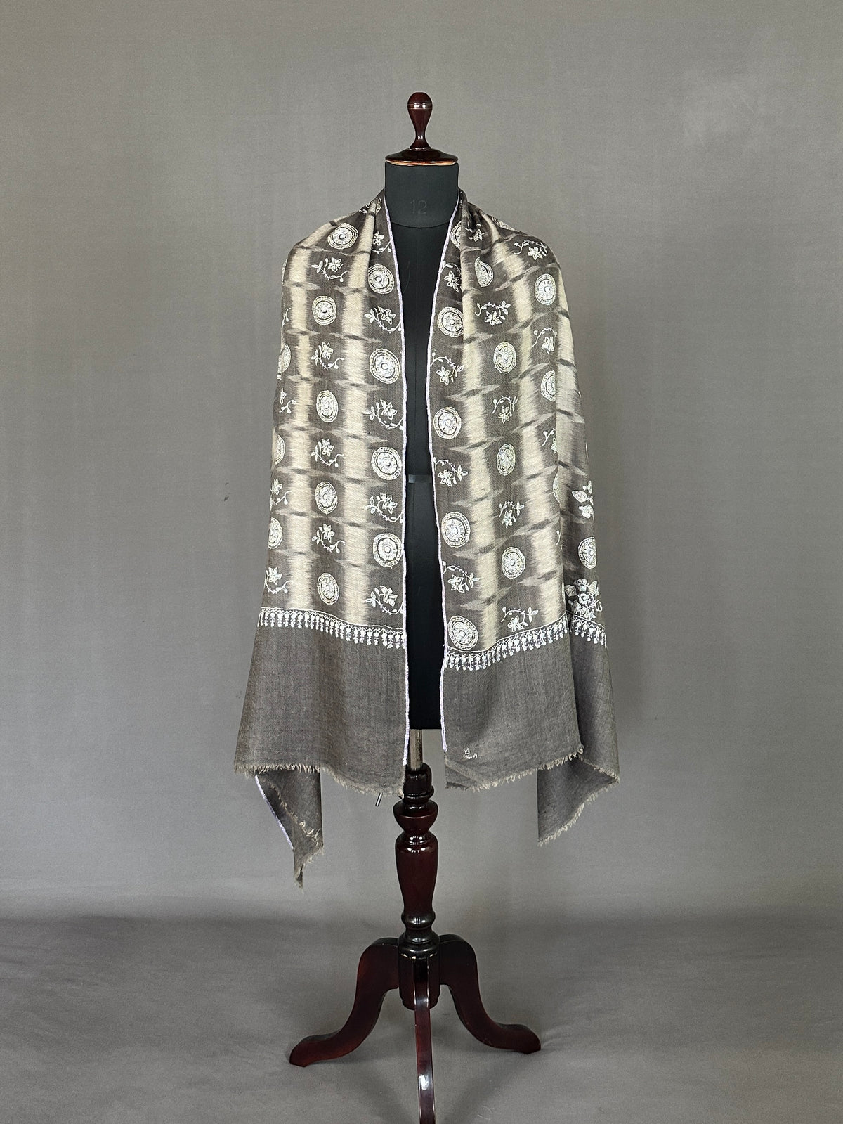 Pashmina Handloom Sozni Stole