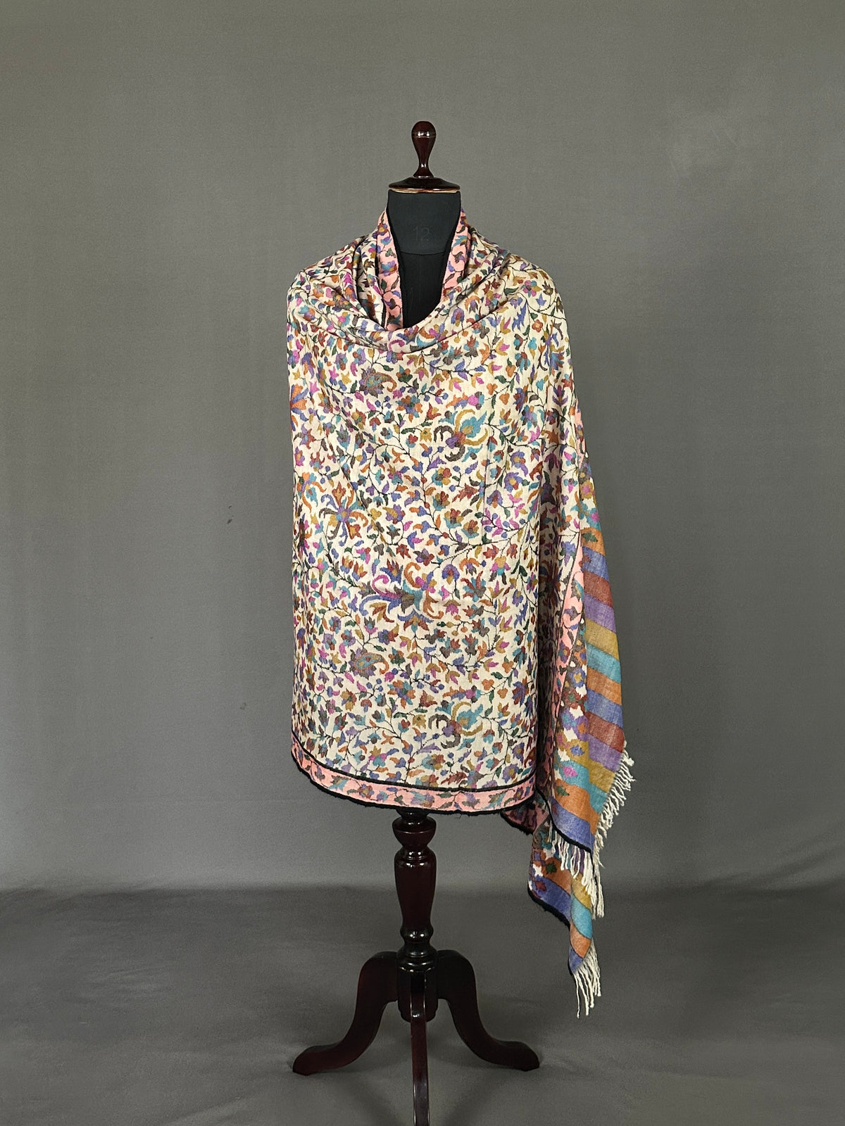 Pashmina Women's Handloom Kani Shawl