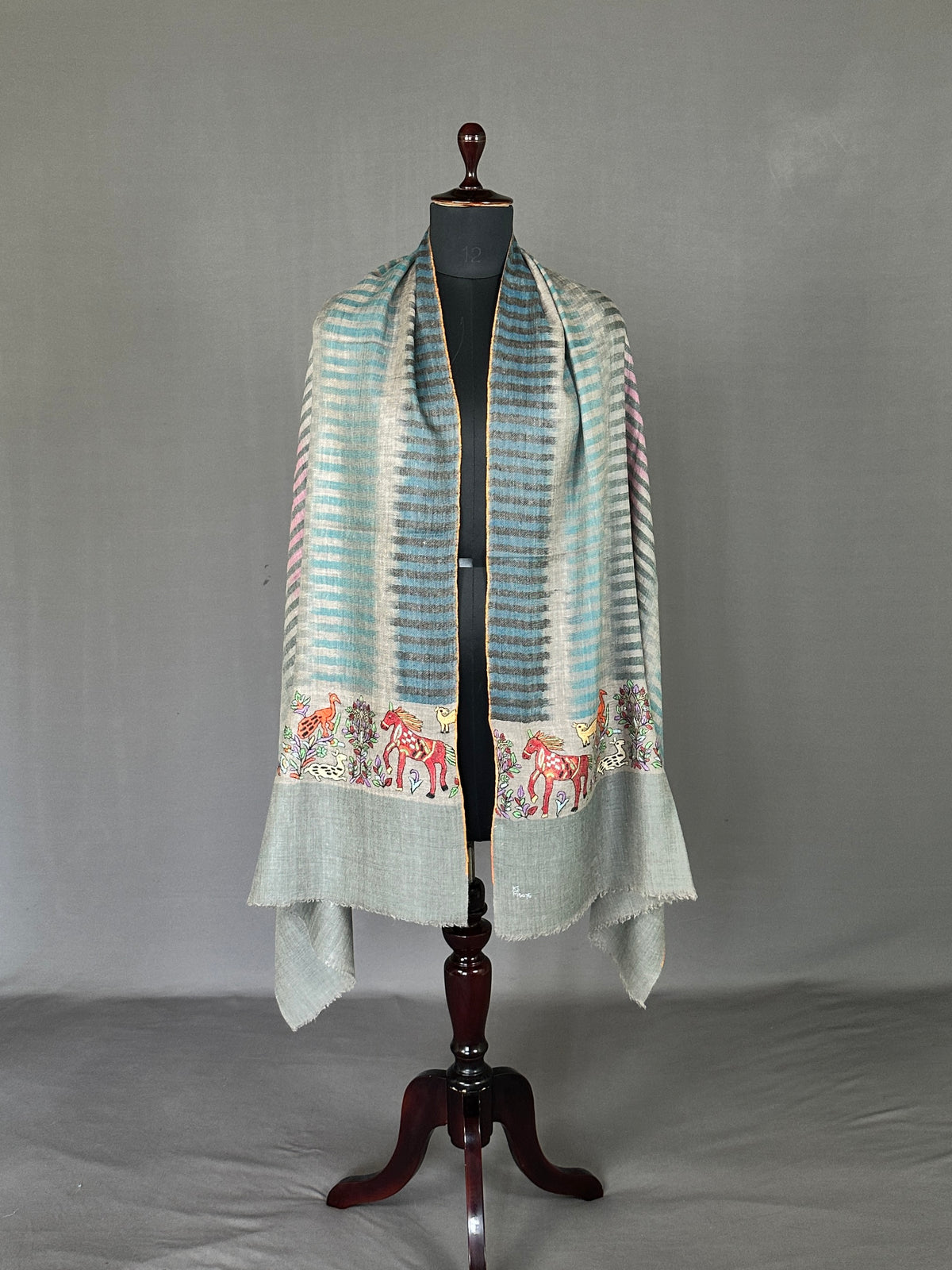 Pashmina Handloom Sozni Stole