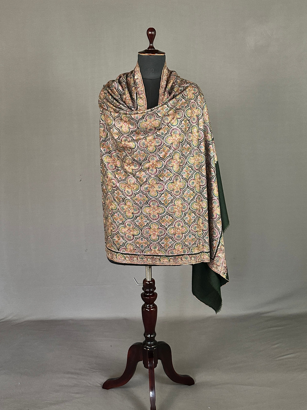Pashmina Handloom Sozni Shawl