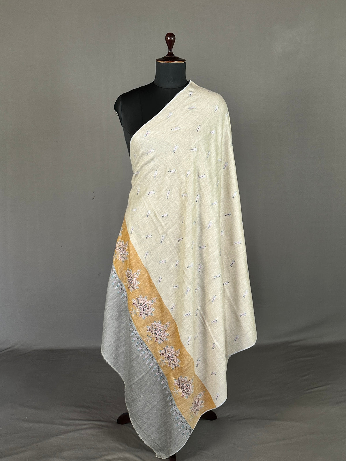 Pashmina Women's Handloom Sozni Shawl